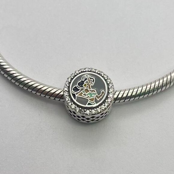 Pandora Disney Princess 2020 5K , Half Marathon S925ALE, Dangle Pendant Charm - Picture 1 of 3